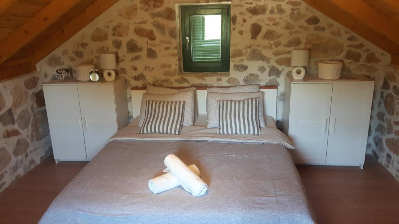 Krka Waterfalls Stonehouse Roko Лозовац Экстерьер фото