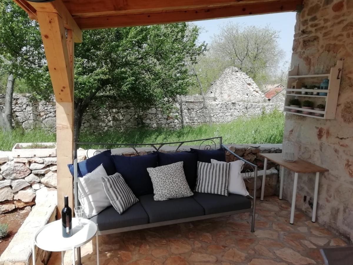 Krka Waterfalls Stonehouse Roko Лозовац Экстерьер фото